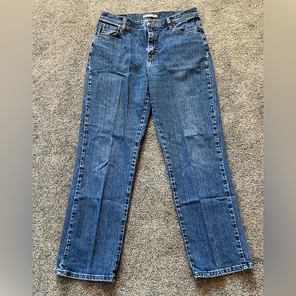 Lee Relaxed Straight Leg Jeans - Picture 1 of 9